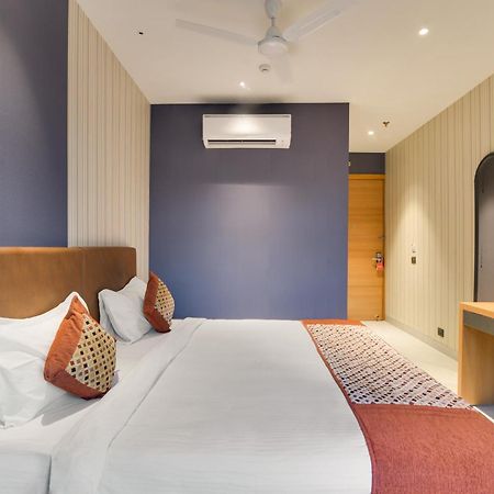 ניו דלהי Hotel Bluestone Nehru Place By The Cosy Hotels מראה חיצוני תמונה