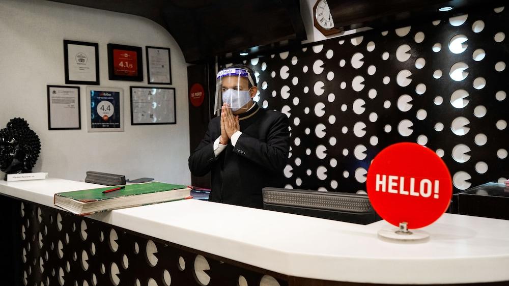 ניו דלהי Hotel Bluestone Nehru Place By The Cosy Hotels מראה חיצוני תמונה