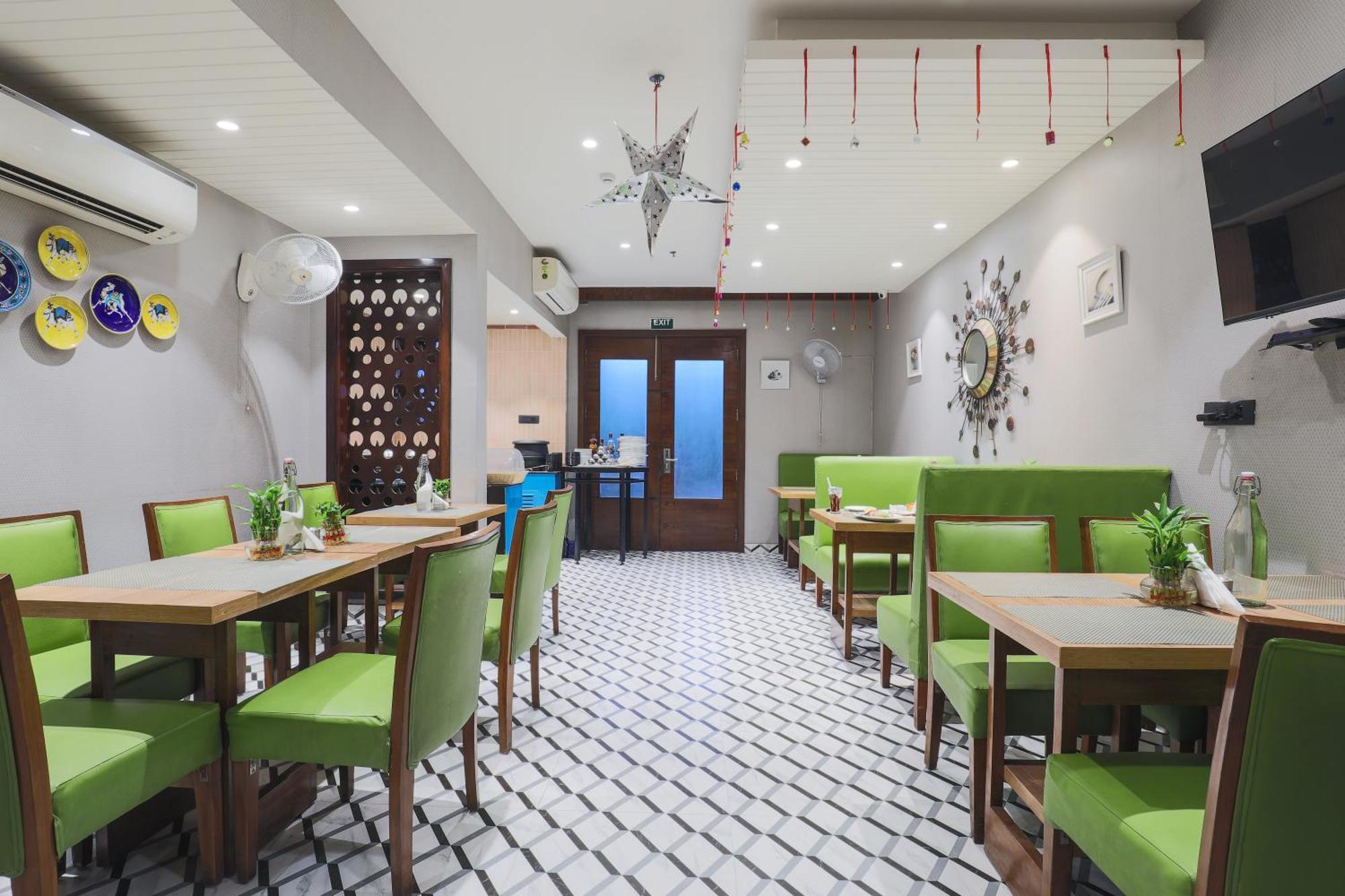 ניו דלהי Hotel Bluestone Nehru Place By The Cosy Hotels מראה חיצוני תמונה