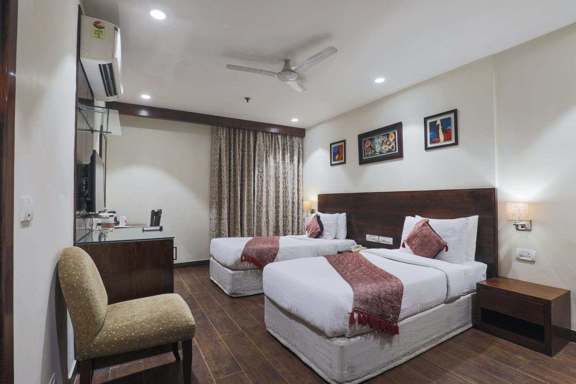 ניו דלהי Hotel Bluestone Nehru Place By The Cosy Hotels מראה חיצוני תמונה
