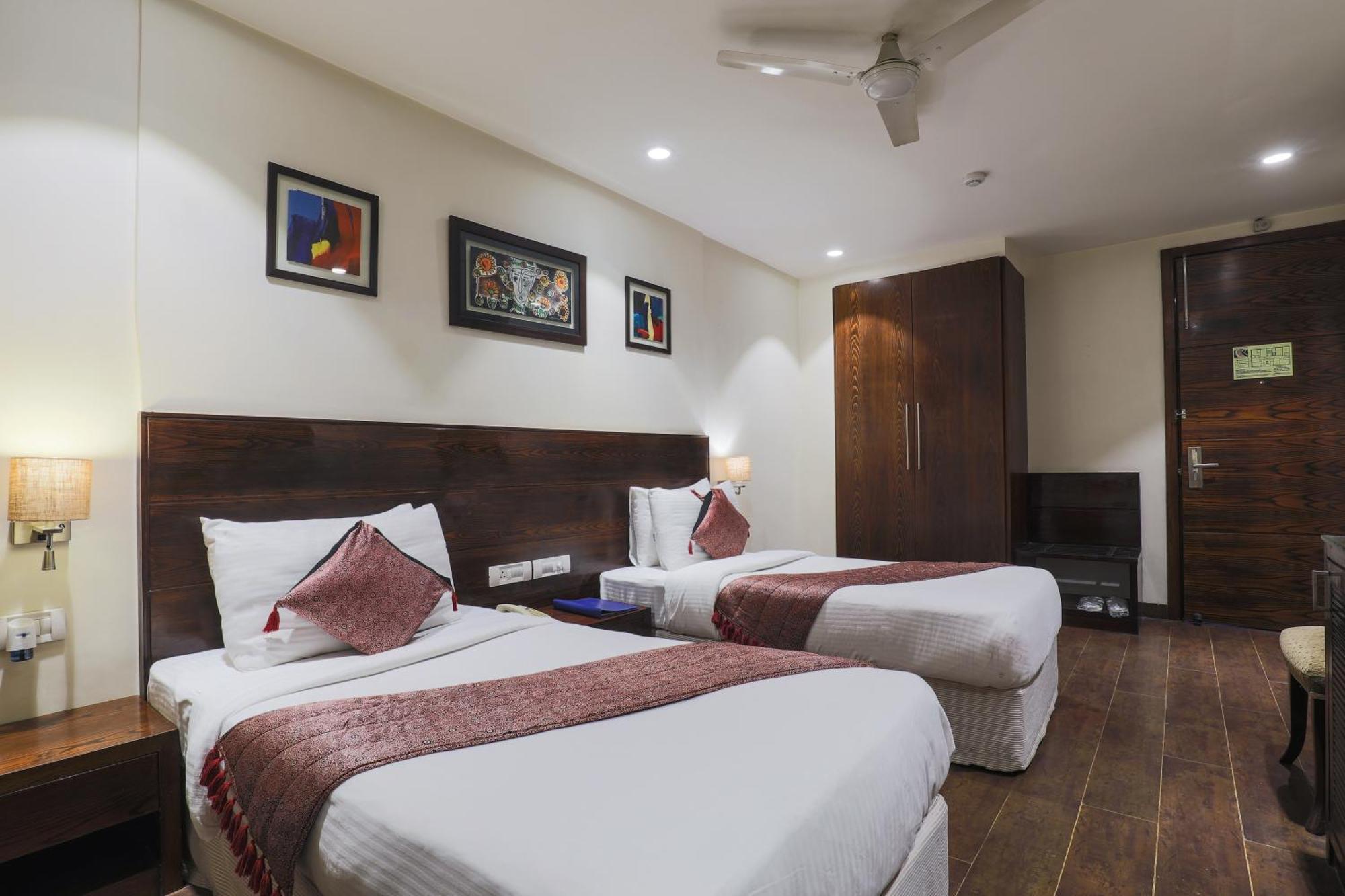 ניו דלהי Hotel Bluestone Nehru Place By The Cosy Hotels מראה חיצוני תמונה