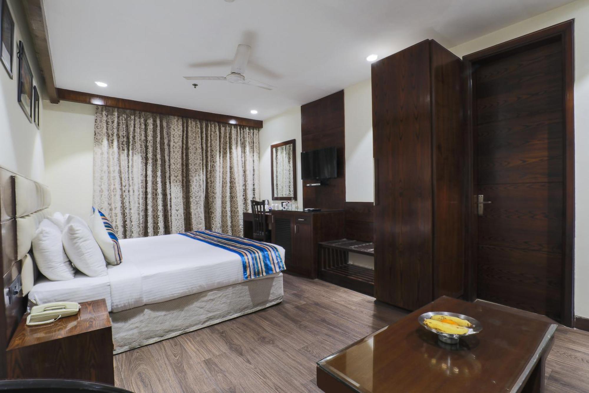 ניו דלהי Hotel Bluestone Nehru Place By The Cosy Hotels מראה חיצוני תמונה