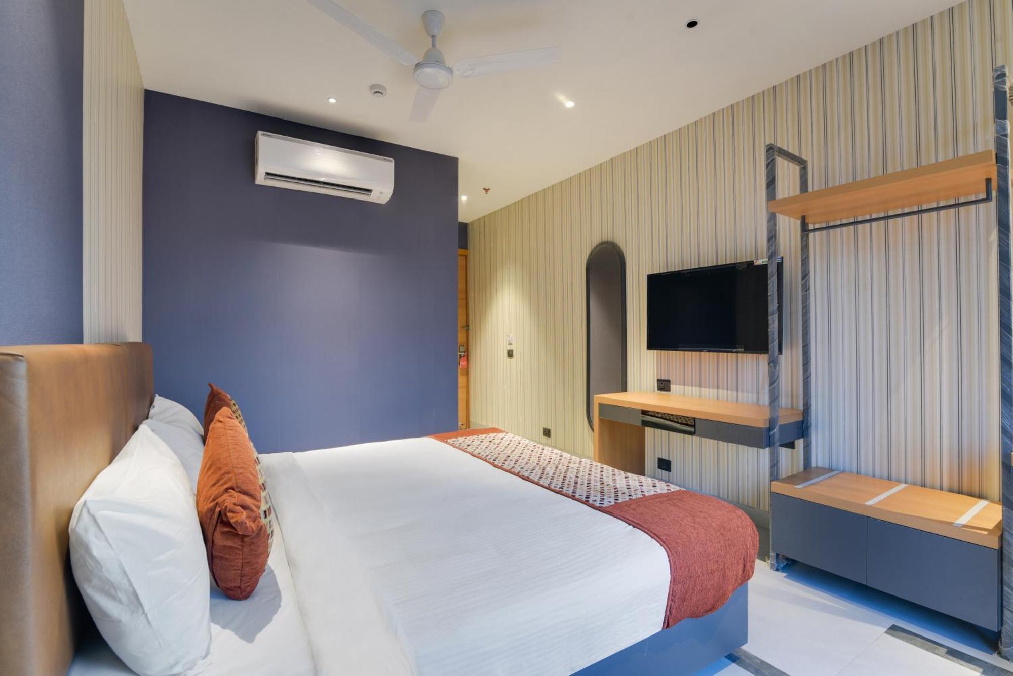 ניו דלהי Hotel Bluestone Nehru Place By The Cosy Hotels מראה חיצוני תמונה
